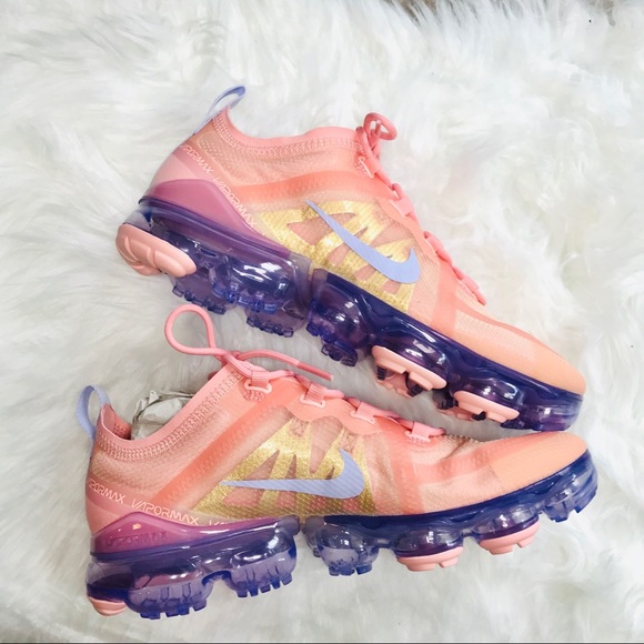 Nike Air VaporMax Running Shoes - Picture 3 of 5